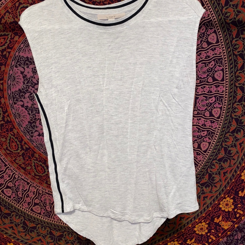 Sleeveless sweater